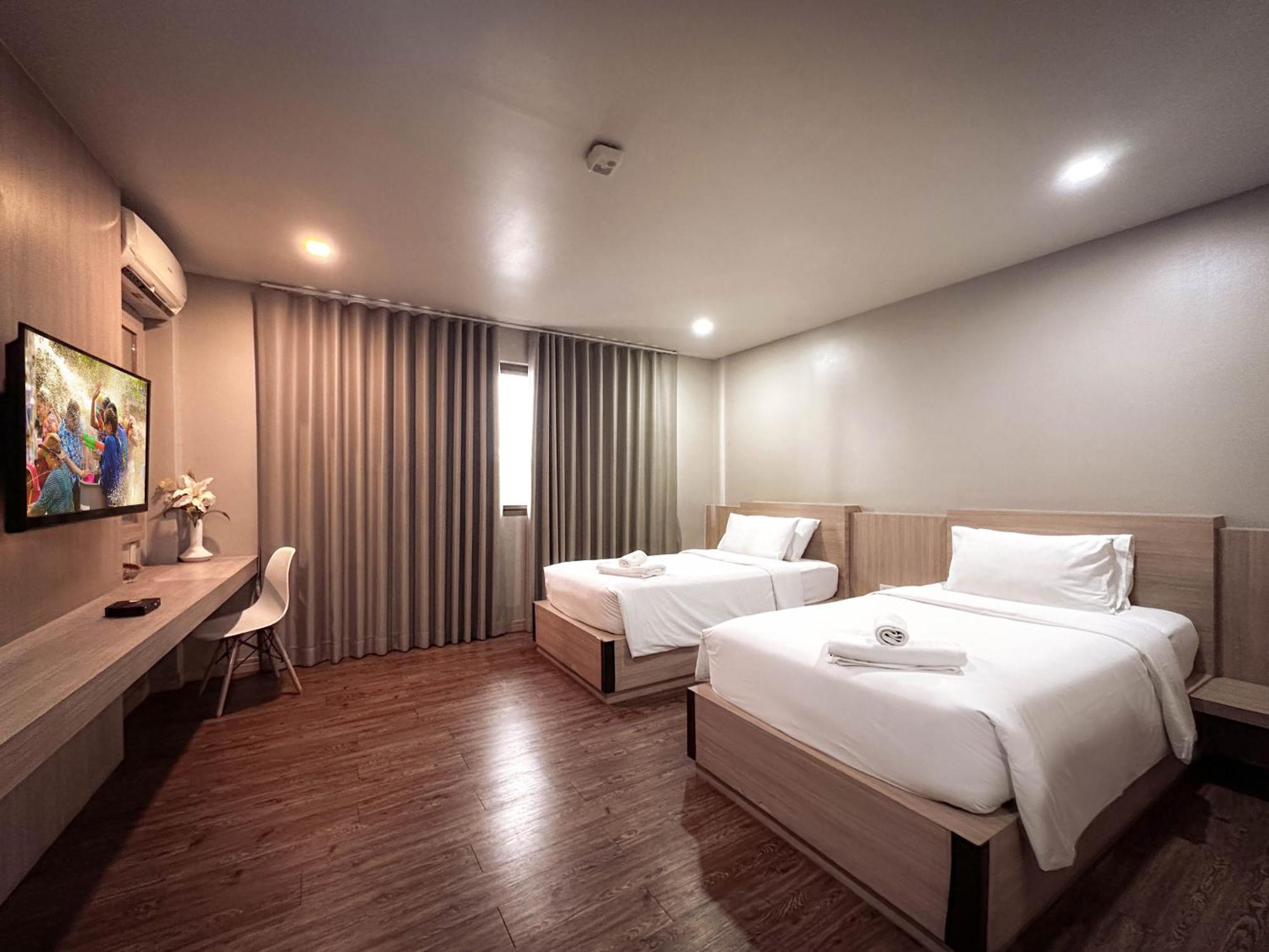 Superior Twin Room